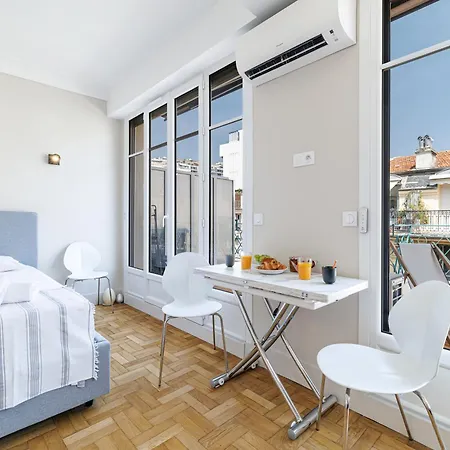 Apartment Cosy Rooftop - Happy