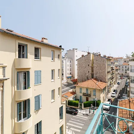 Apartment Cosy Rooftop - Happy