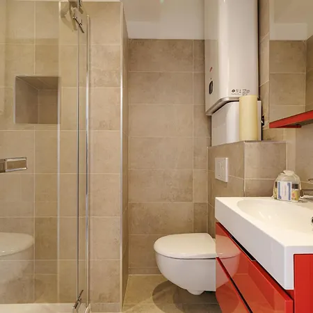 Apartment Cosy Rooftop - Happy *