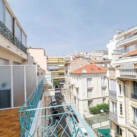 Cosy Rooftop - Happy Apartment